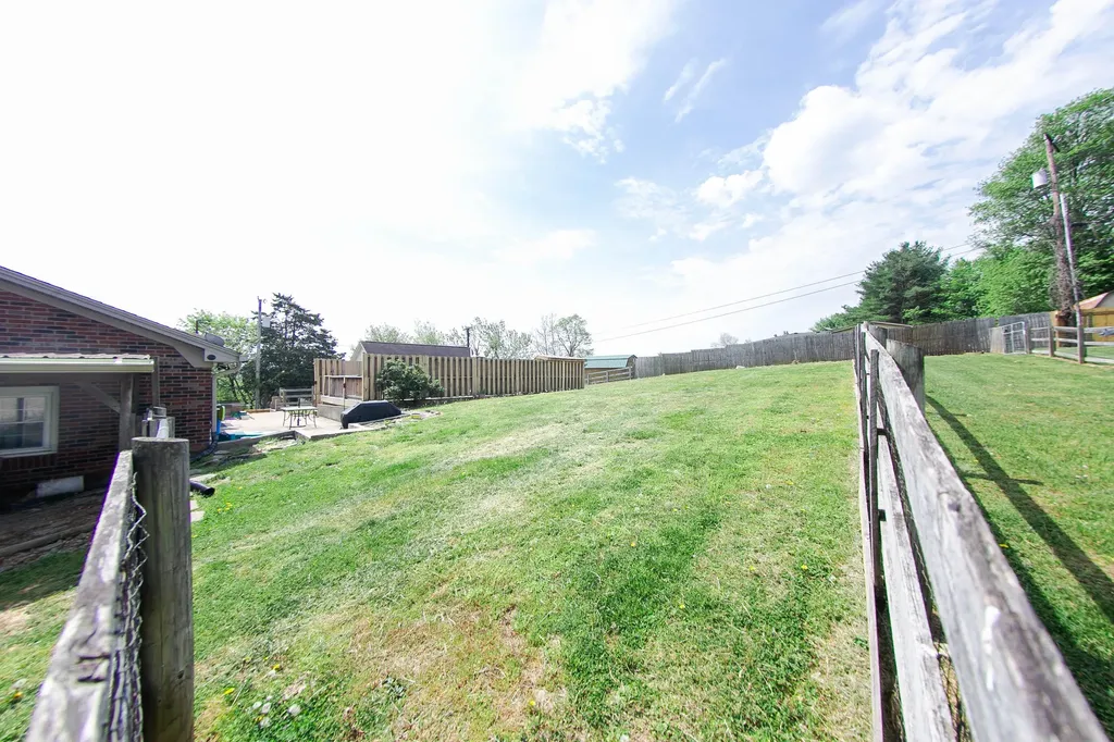 109 Rolling Hills Drive Somerset KY 42503