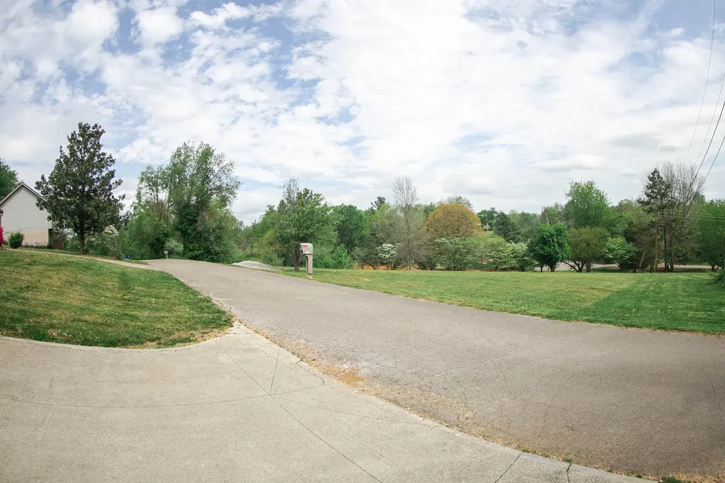 109 Rolling Hills Drive Somerset KY 42503
