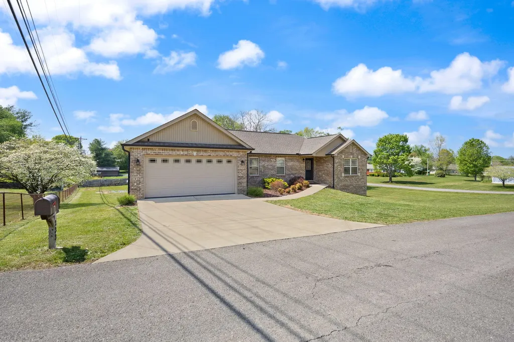 233 Algonquin Trail Somerset KY 42501
