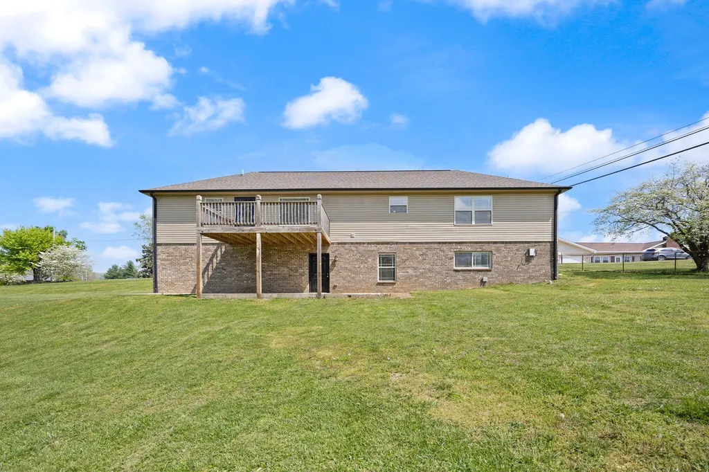 233 Algonquin Trail Somerset KY 42501