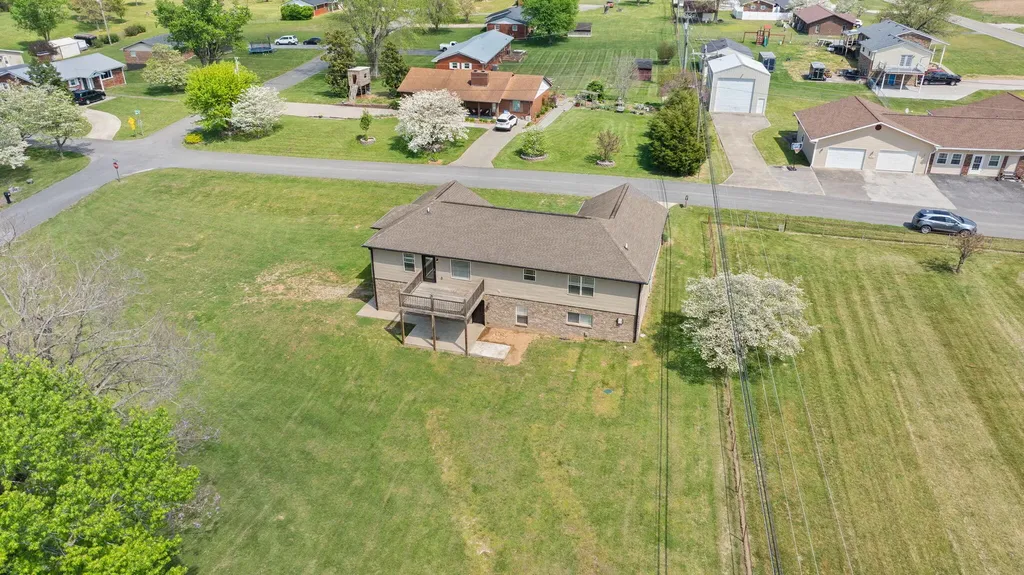 233 Algonquin Trail Somerset KY 42501