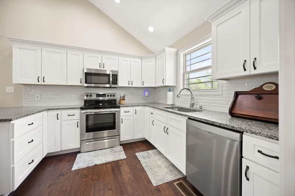 233 Algonquin Trail Somerset KY 42501