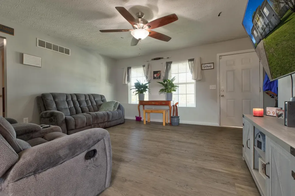 861 Thorn Trace Drive Mt Sterling KY 40353