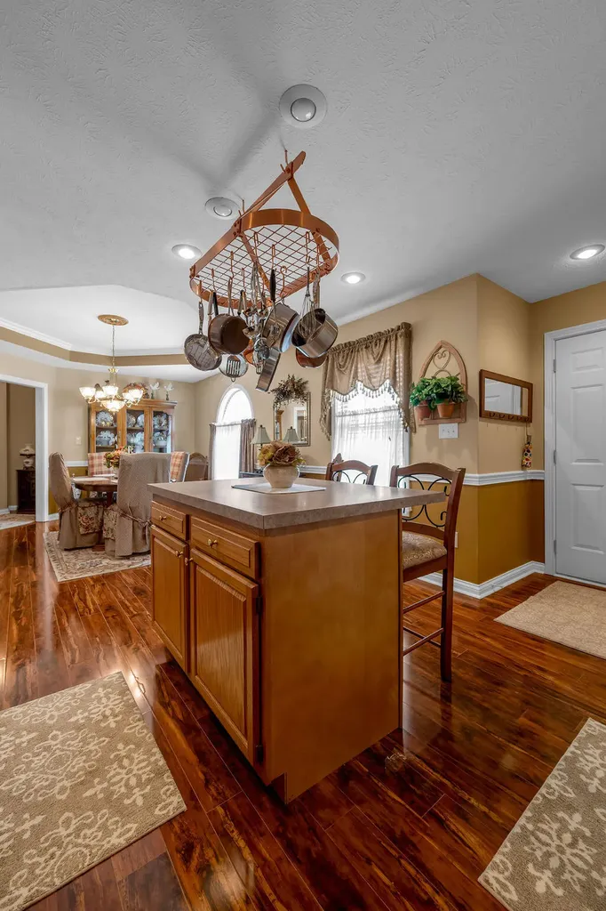 220 Hibiscus Lane Winchester KY 40391