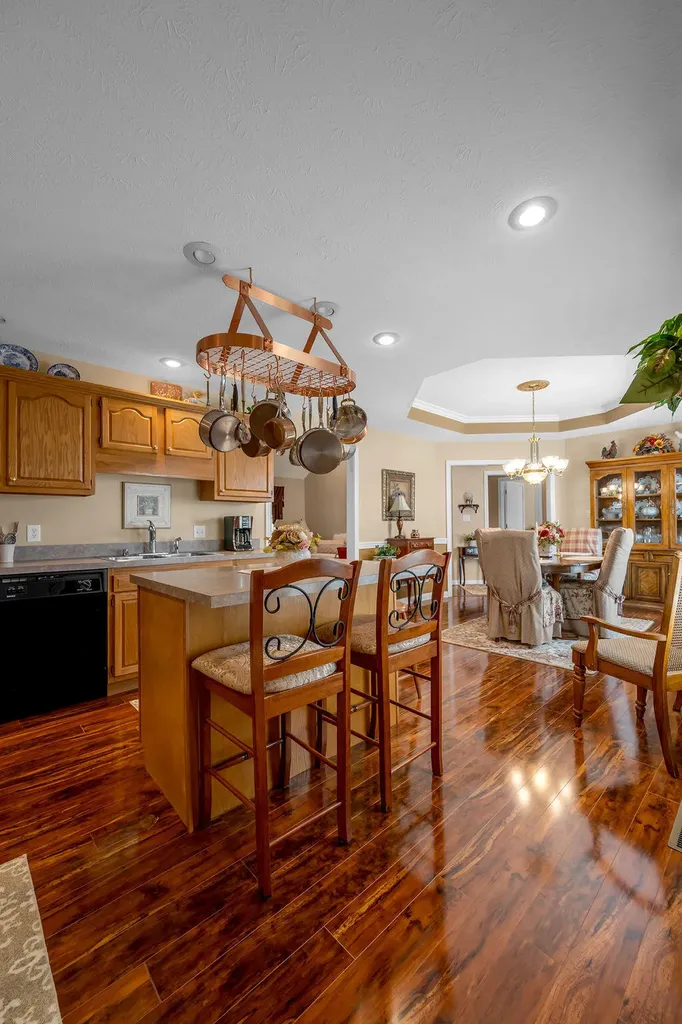 220 Hibiscus Lane Winchester KY 40391