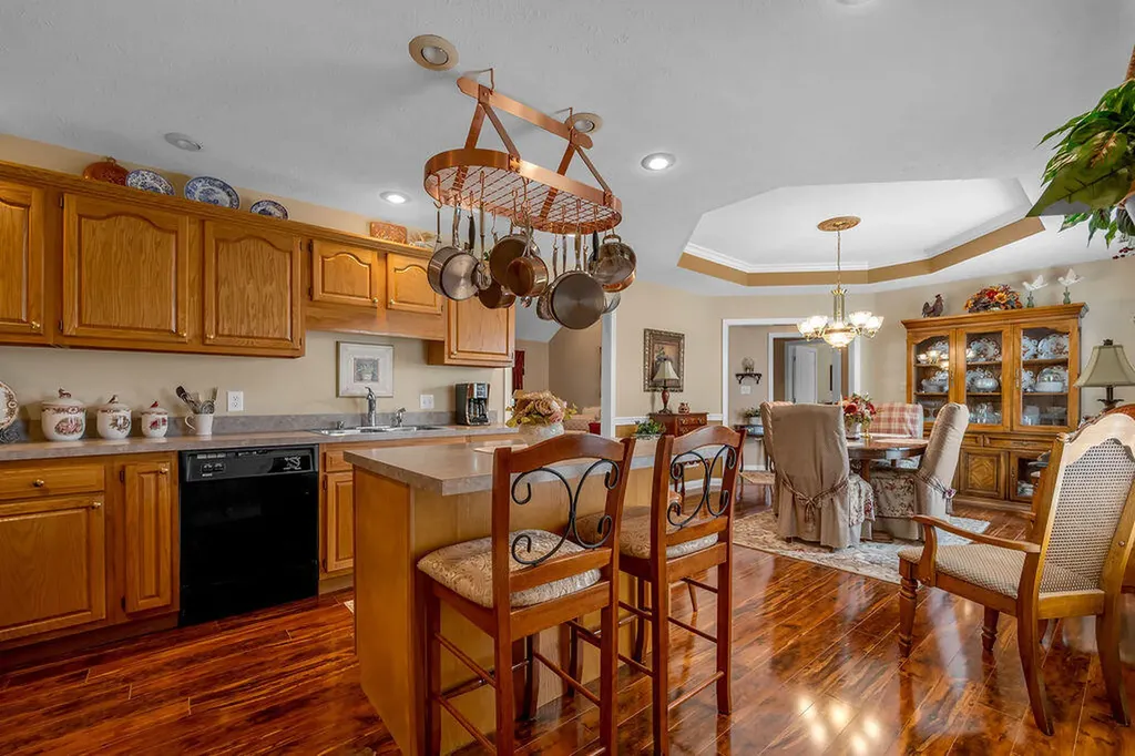 220 Hibiscus Lane Winchester KY 40391