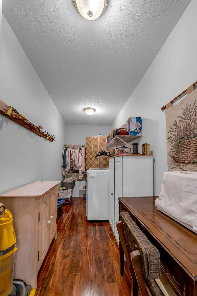 220 Hibiscus Lane Winchester KY 40391