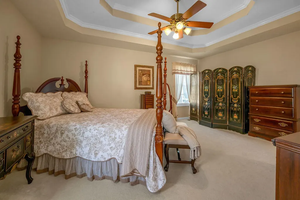 220 Hibiscus Lane Winchester KY 40391