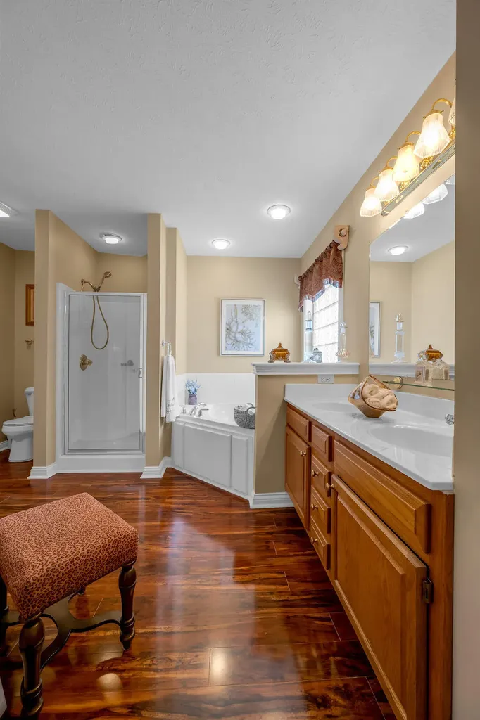 220 Hibiscus Lane Winchester KY 40391