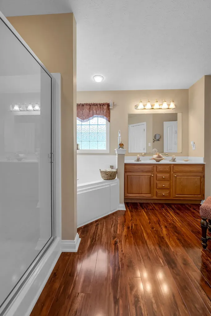220 Hibiscus Lane Winchester KY 40391