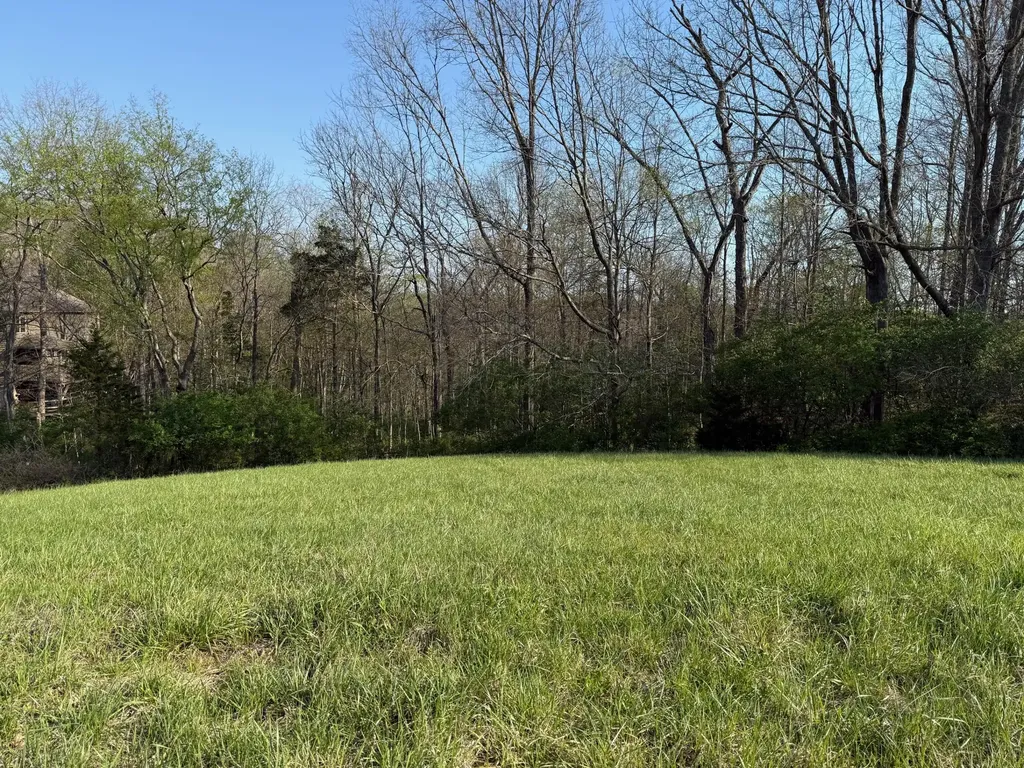 180 Avawam Drive Richmond KY 40475