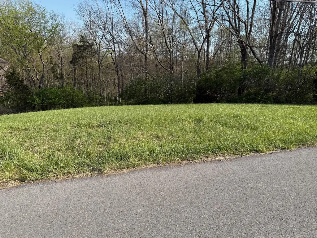 180 Avawam Drive Richmond KY 40475