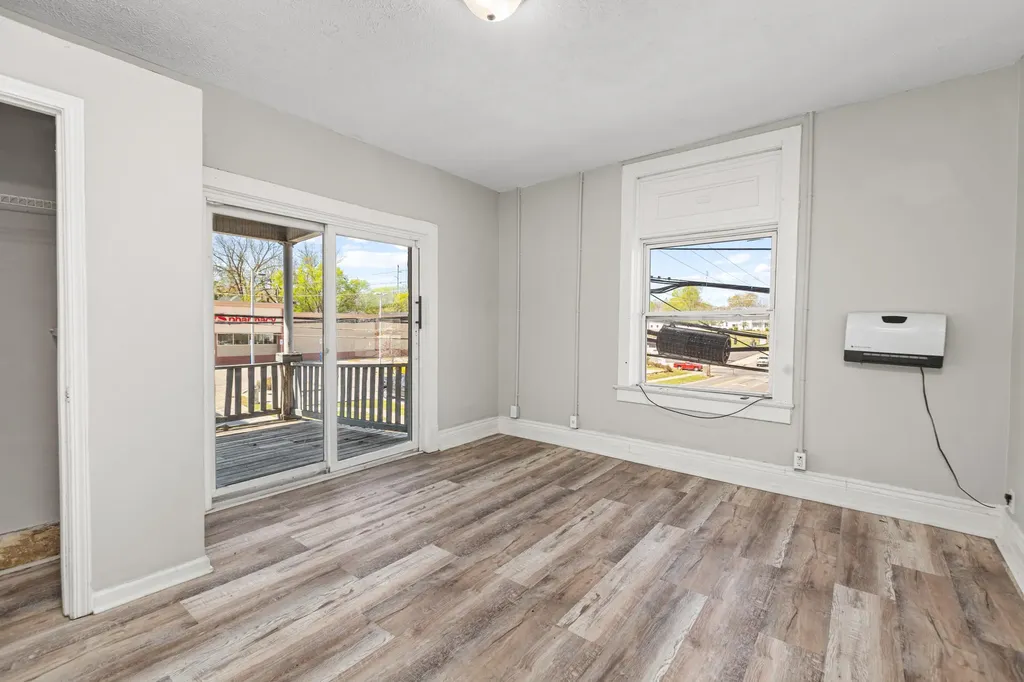 17 W Lexington Avenue Winchester KY 40391