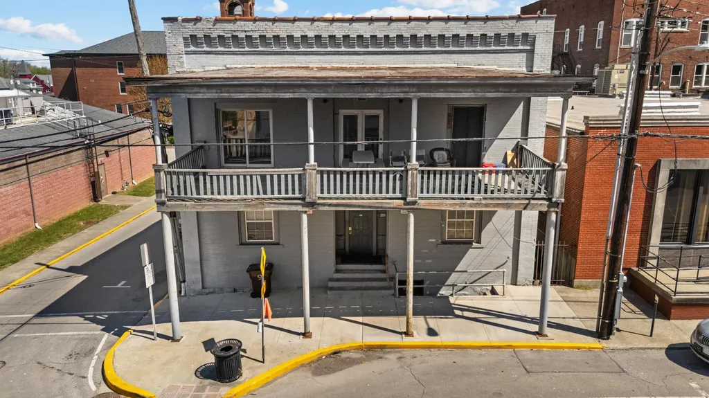 17 W Lexington Avenue Winchester KY 40391