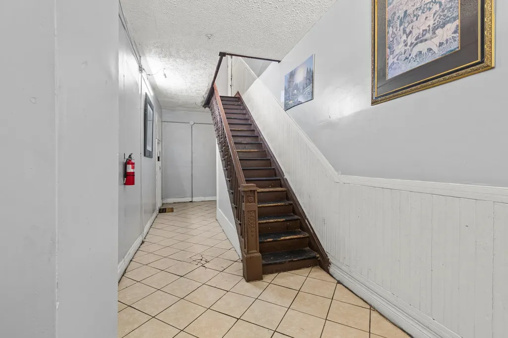17 W Lexington Avenue Winchester KY 40391