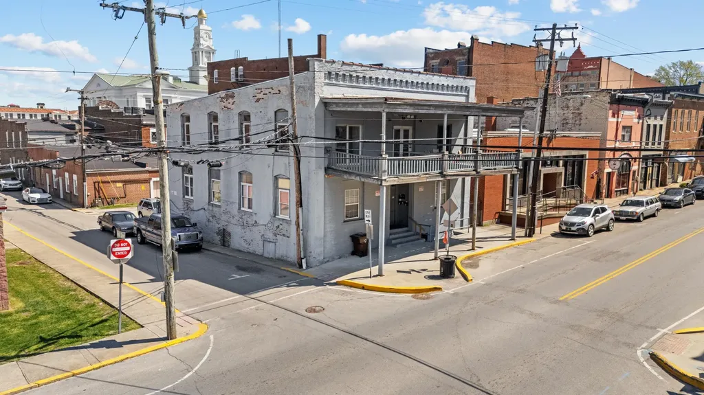 17 W Lexington Avenue Winchester KY 40391