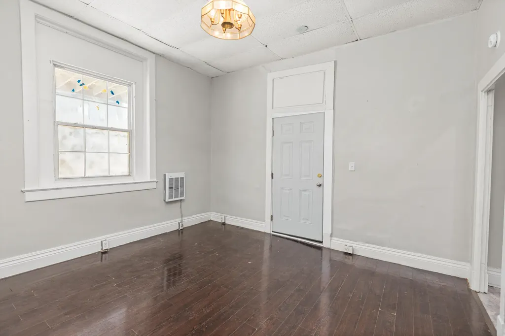 17 W Lexington Avenue Winchester KY 40391