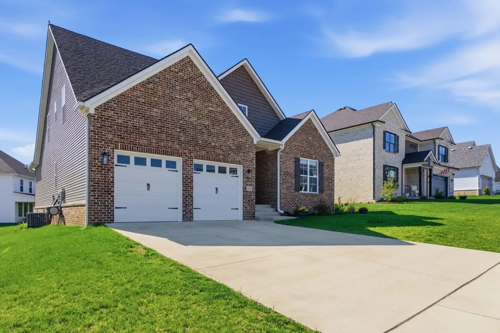 105 Tattersalls Drive Nicholasville KY 40356