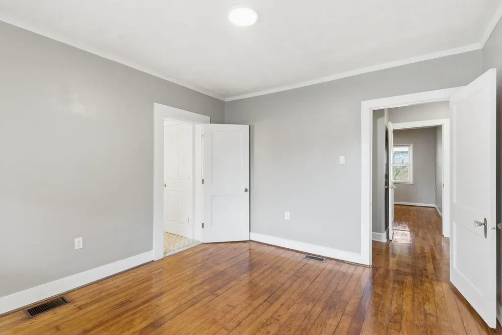 34 Hays Street Winchester KY 40391