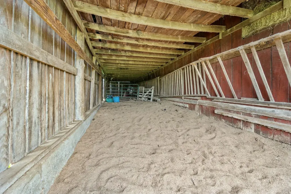 878 Horizon Loop Monticello KY 42633