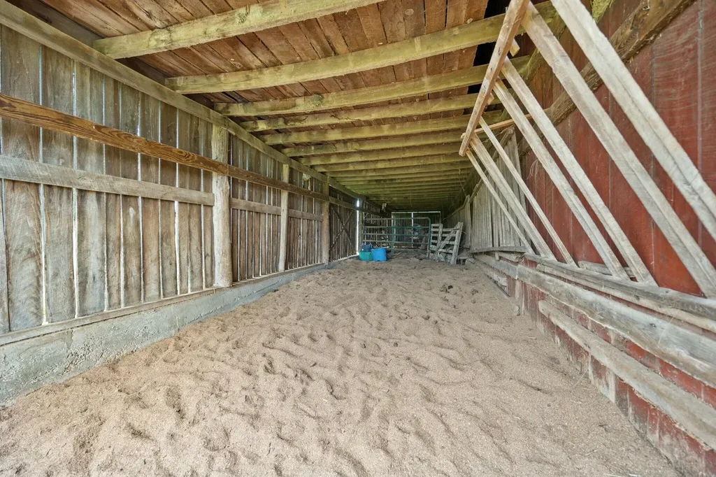 878 Horizon Loop Monticello KY 42633