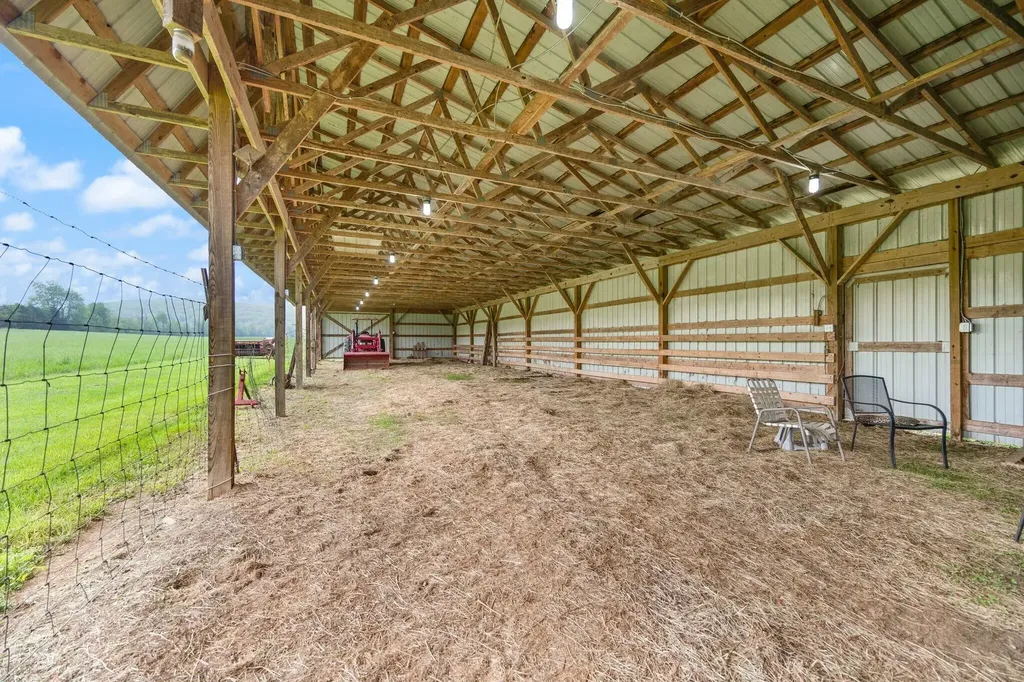 878 Horizon Loop Monticello KY 42633