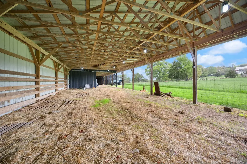 878 Horizon Loop Monticello KY 42633