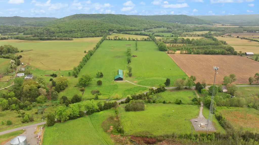 878 Horizon Loop Monticello KY 42633