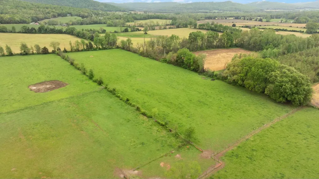 878 Horizon Loop Monticello KY 42633