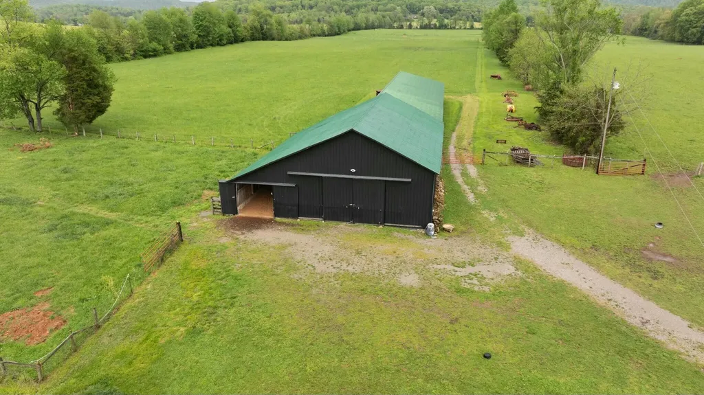 878 Horizon Loop Monticello KY 42633