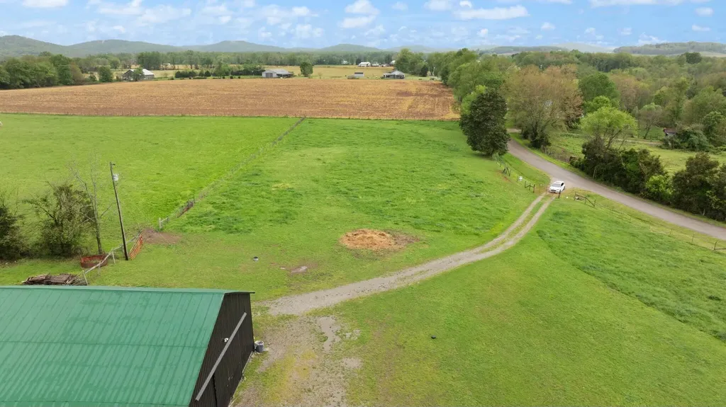 878 Horizon Loop Monticello KY 42633