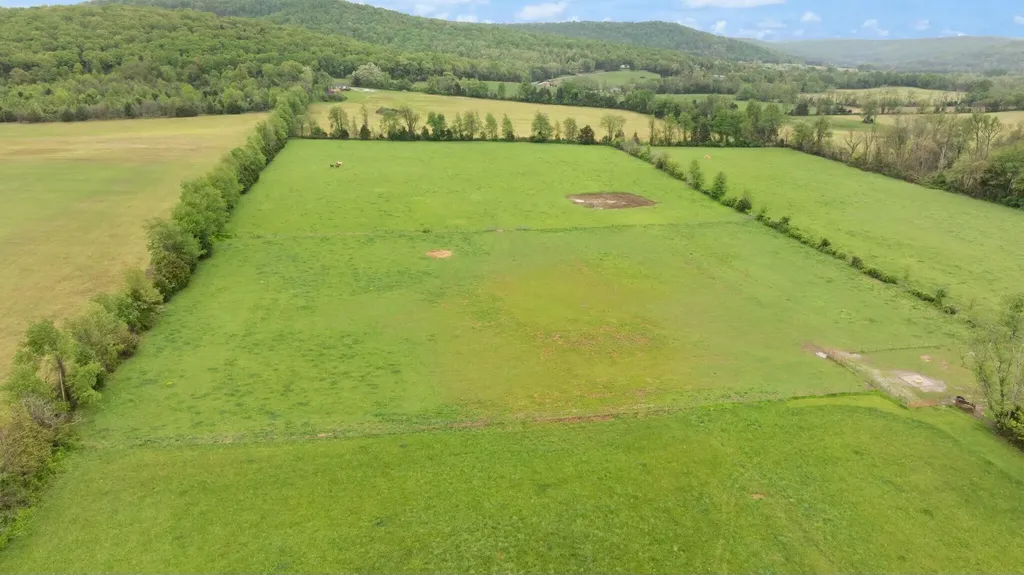 878 Horizon Loop Monticello KY 42633