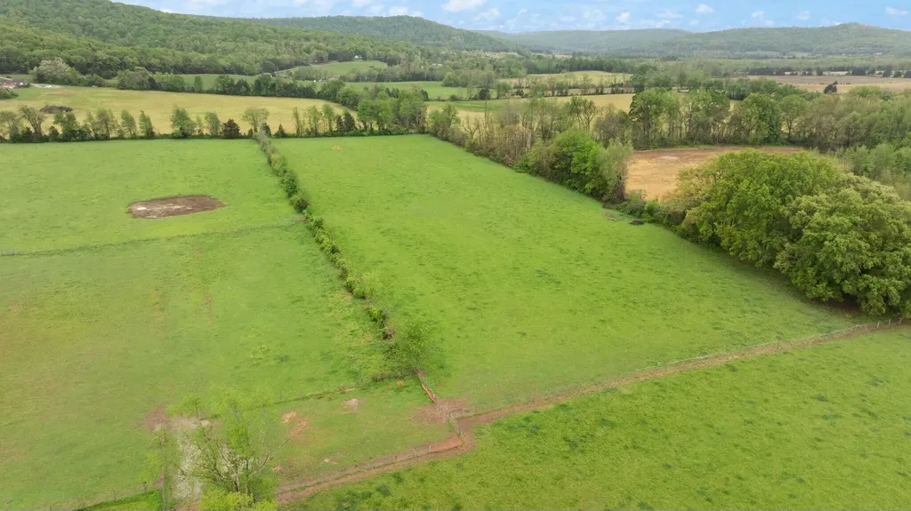 878 Horizon Loop Monticello KY 42633