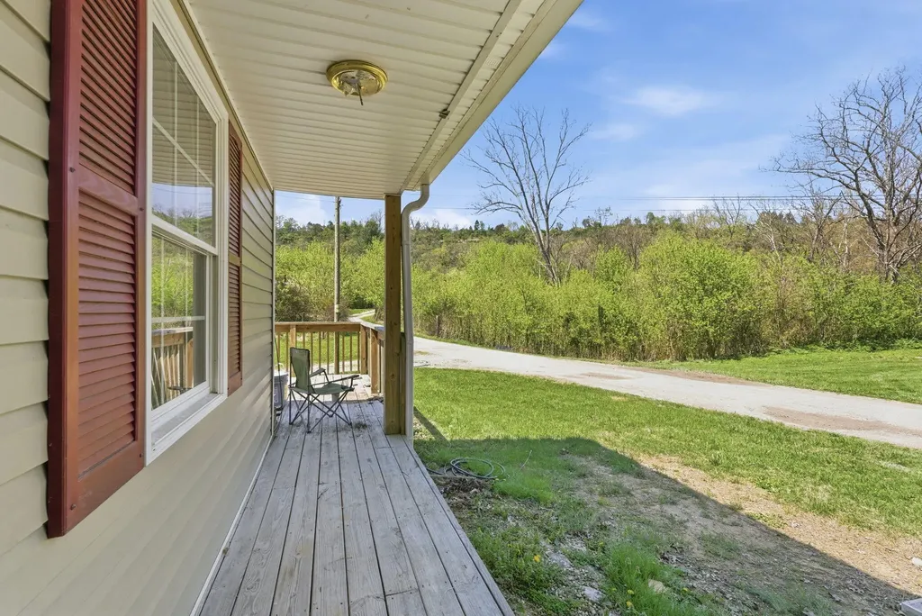 737 Fintville Road Versailles KY 40383