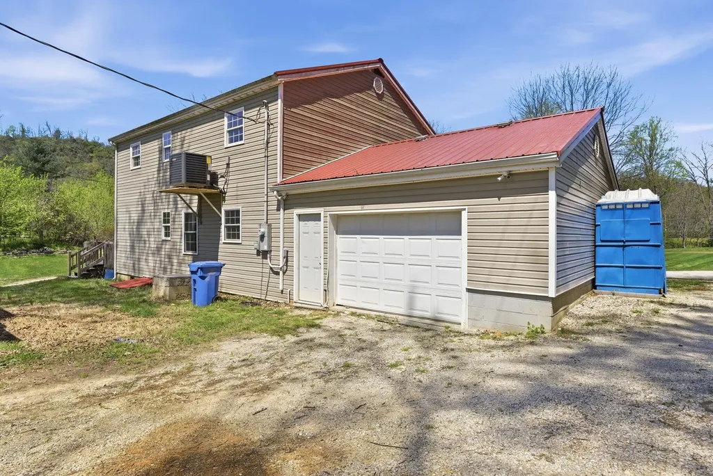 737 Fintville Road Versailles KY 40383