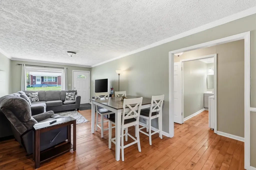 110 Ridgeway Drive Lancaster KY 40444