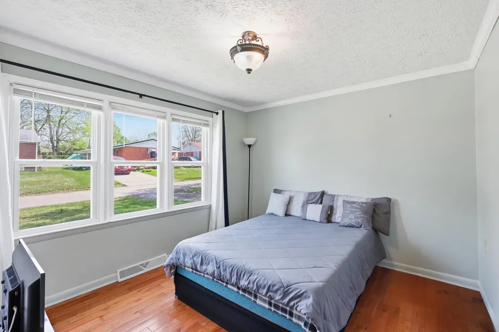 110 Ridgeway Drive Lancaster KY 40444
