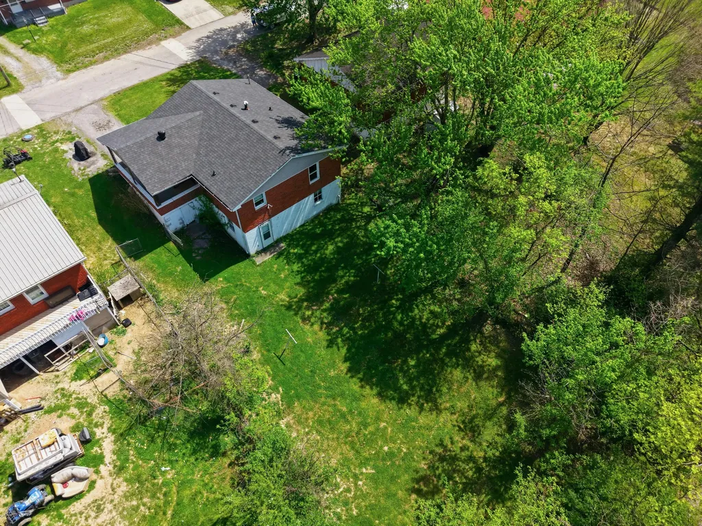 110 Ridgeway Drive Lancaster KY 40444