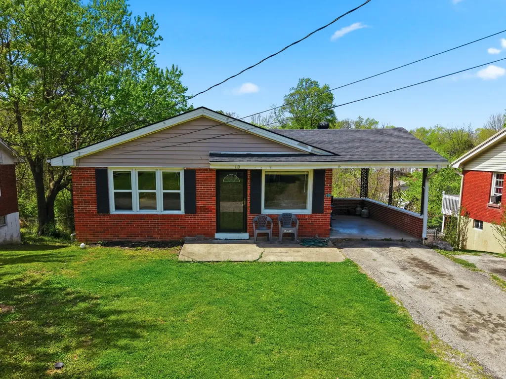 110 Ridgeway Drive Lancaster KY 40444