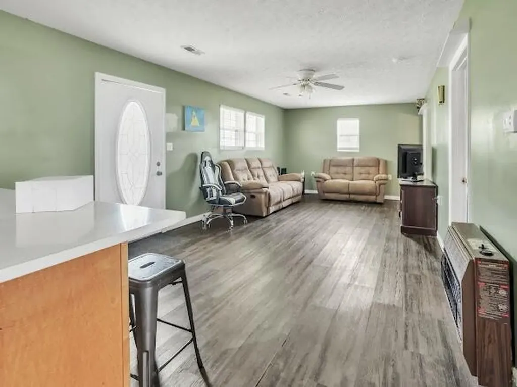 8690 Kentucky 1247 Eubank KY 42567