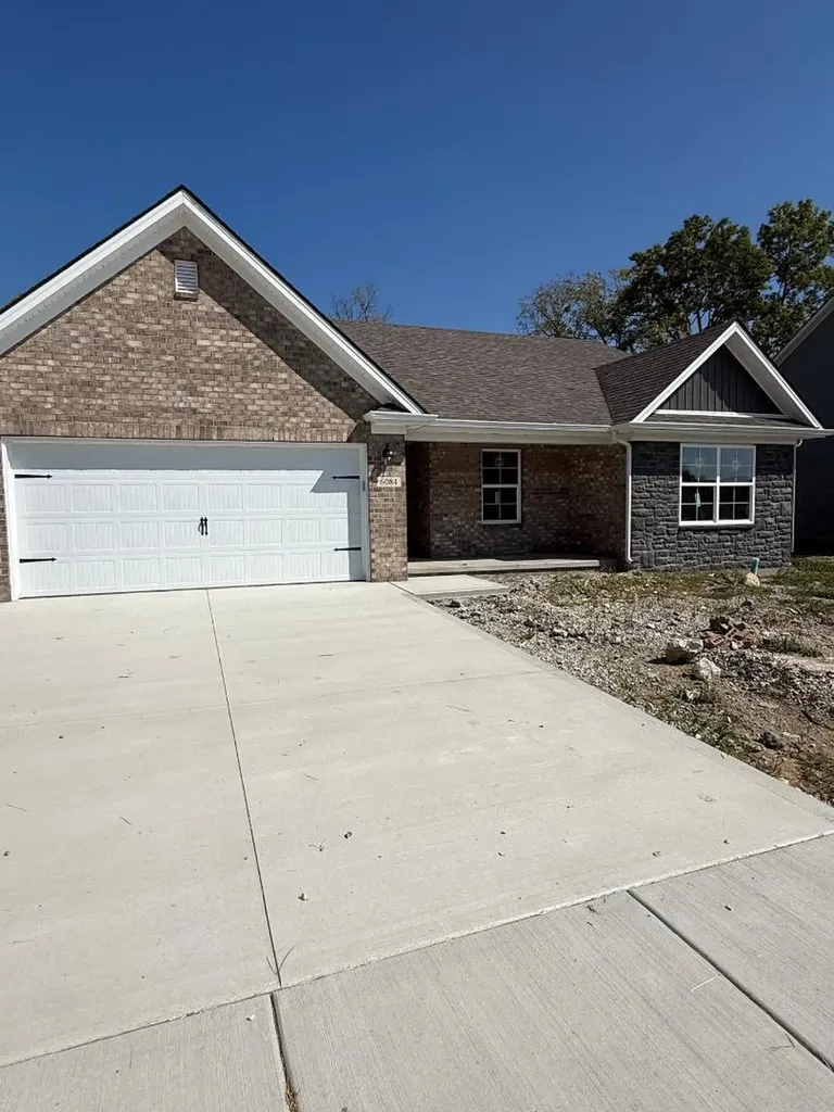 6084 Arbor Wds Way Richmond KY 40475