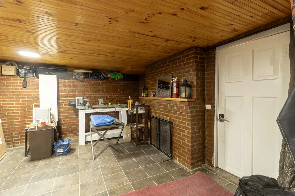 629 Woodland Avenue Frankfort KY 40601