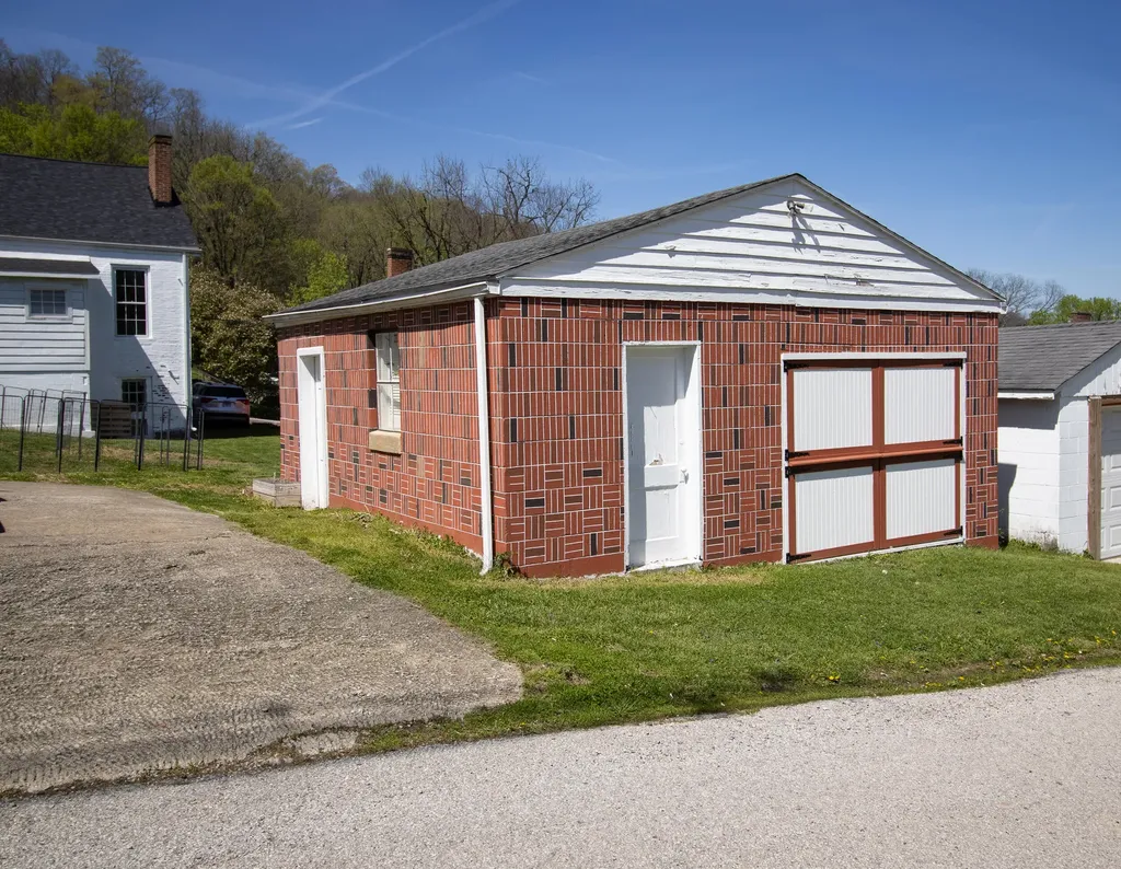 629 Woodland Avenue Frankfort KY 40601