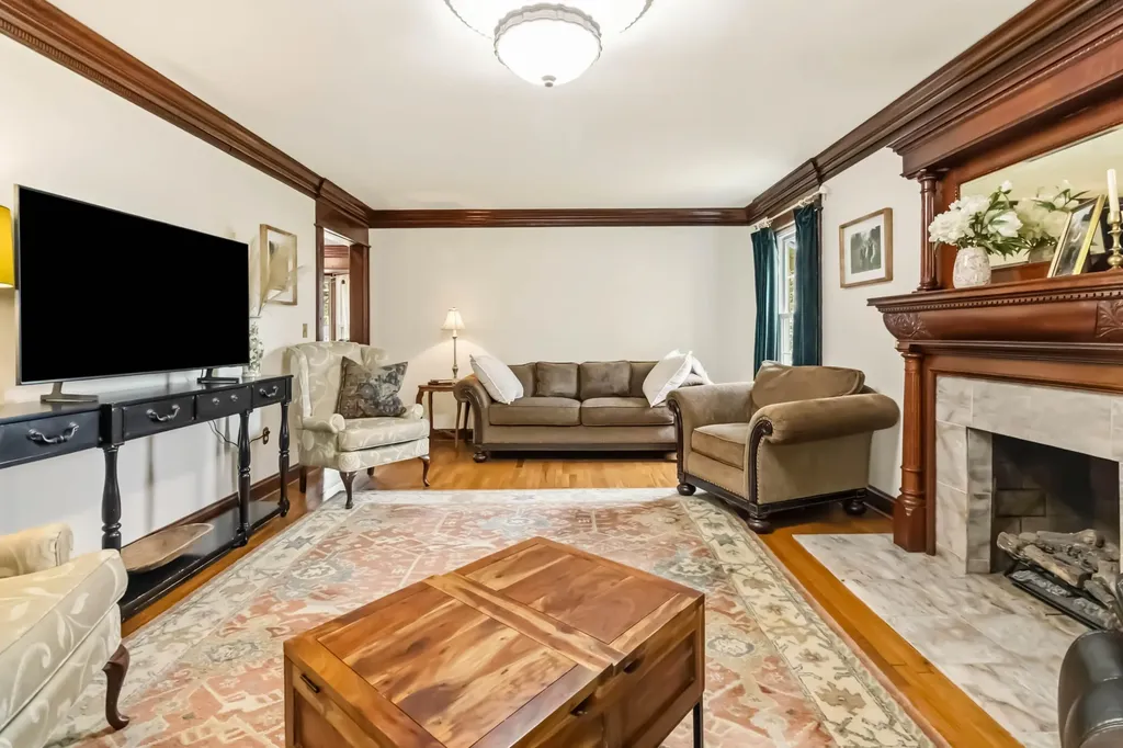 175 Black Wood Lane London KY 40741