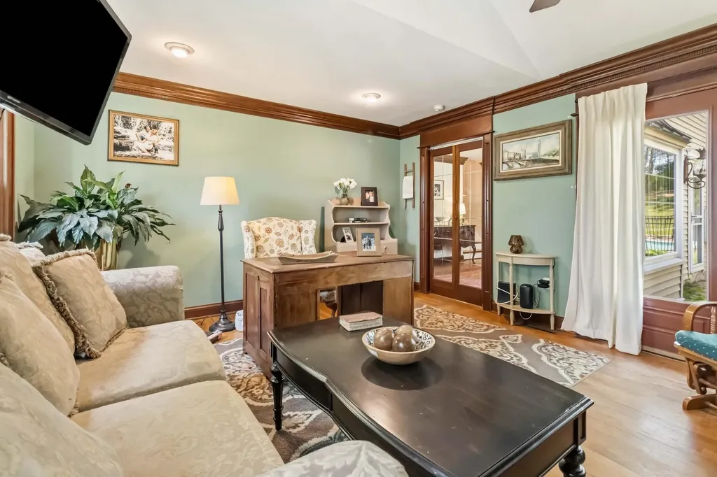 175 Black Wood Lane London KY 40741