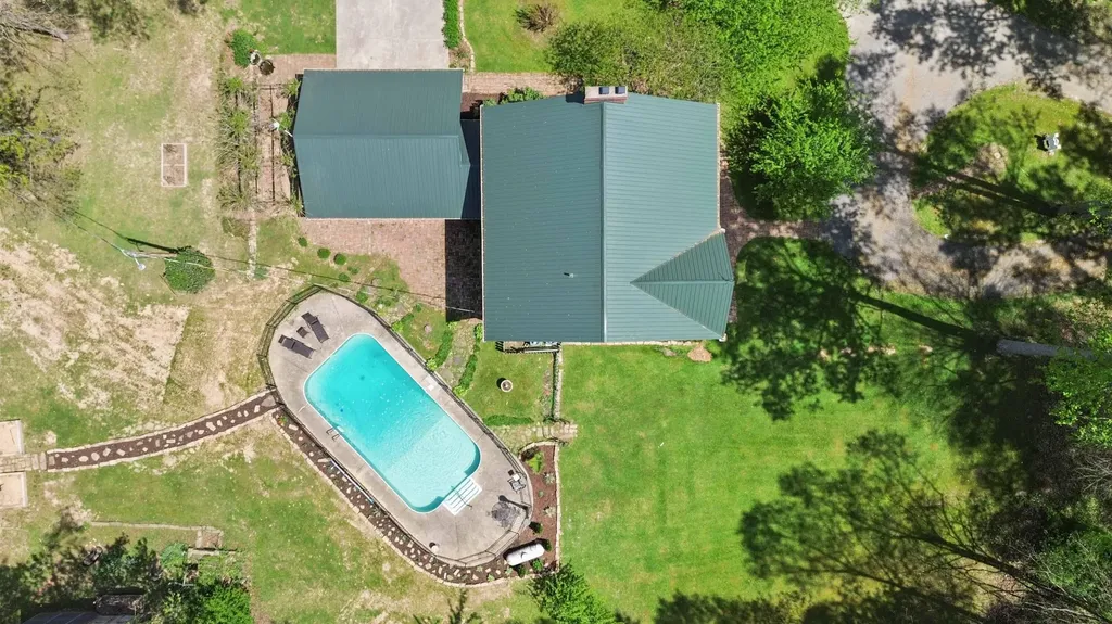 175 Black Wood Lane London KY 40741