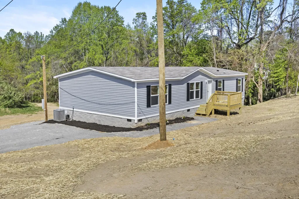 235 Snowden Lane Waco KY 40385