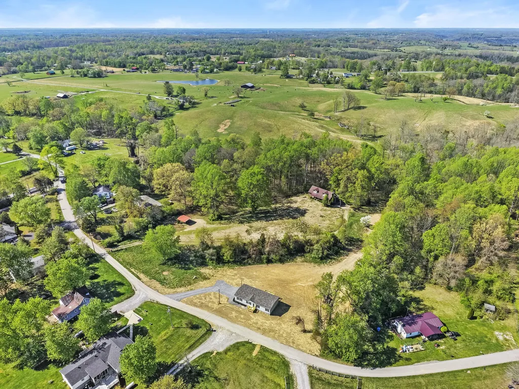 235 Snowden Lane Waco KY 40385