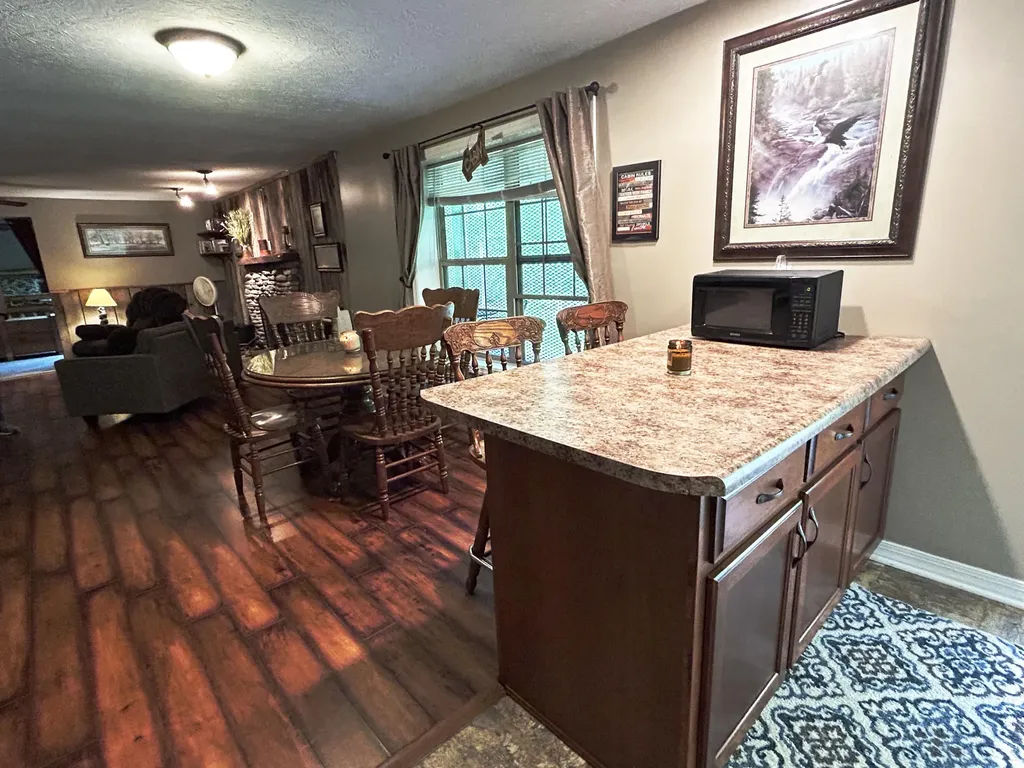 1180 Raccoon Creek Road Mckee KY 40447