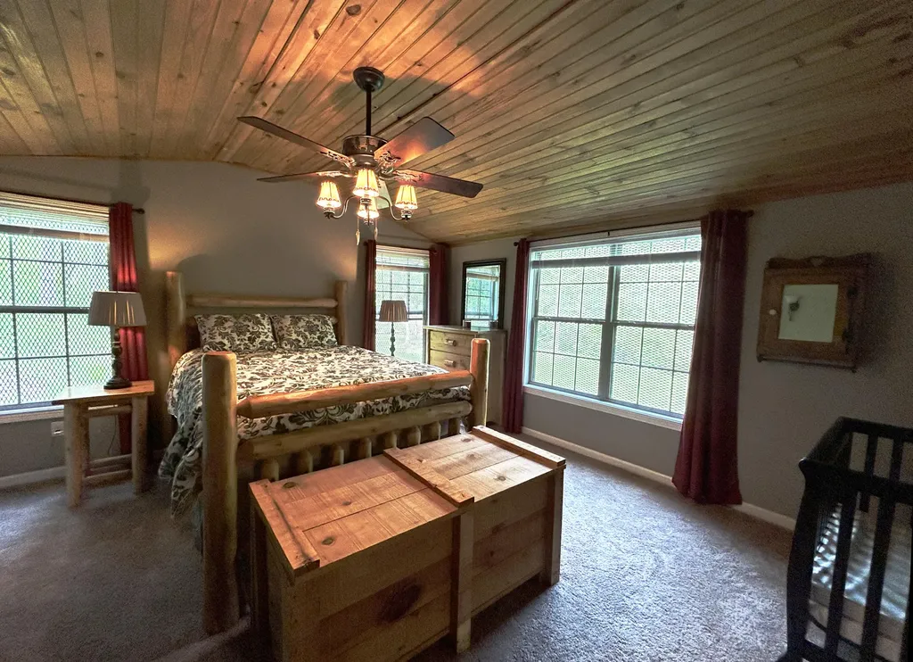 1180 Raccoon Creek Road Mckee KY 40447